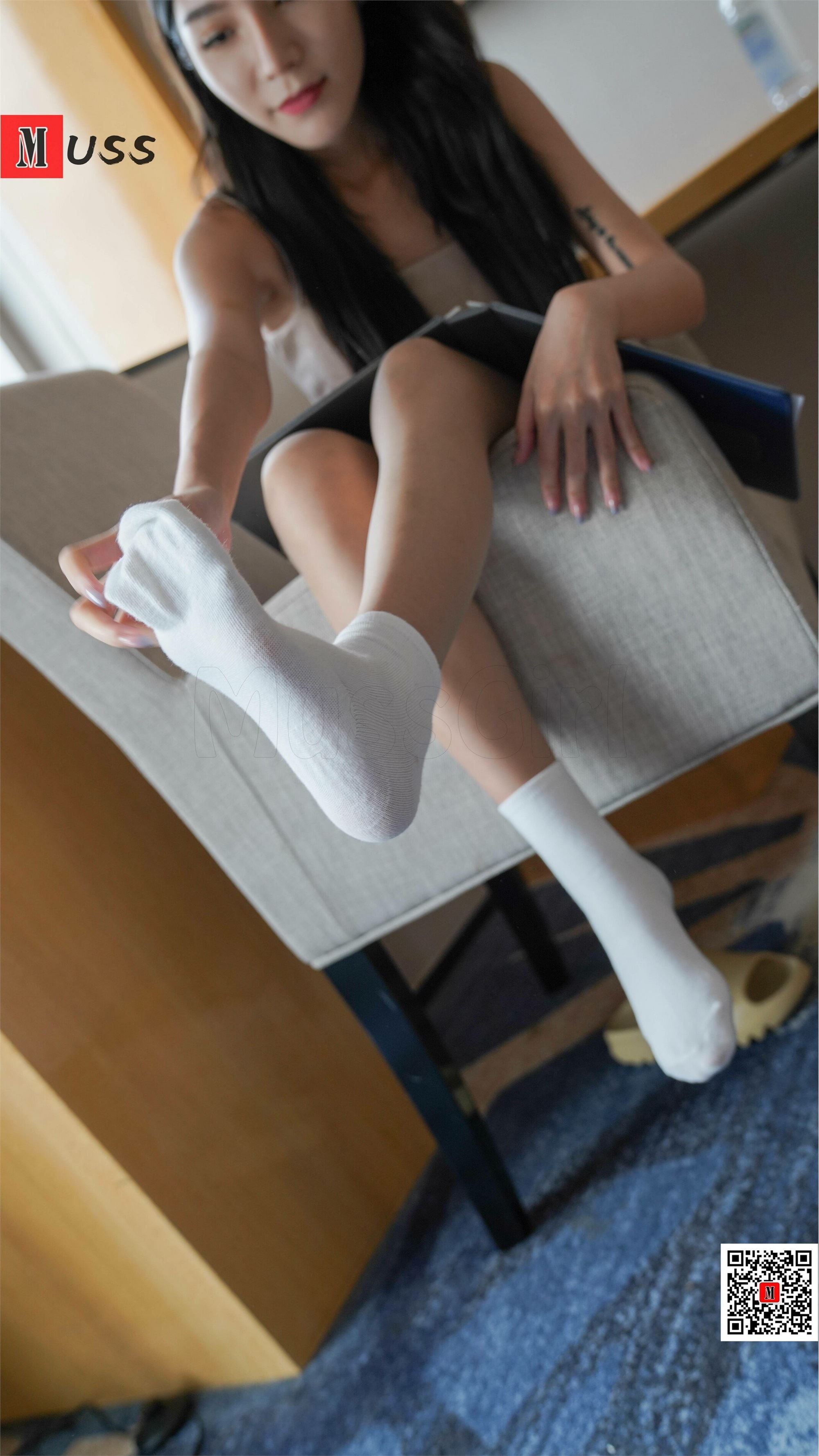 MussGirl慕丝女郎  NO.193 酒店包臀裙薄丝